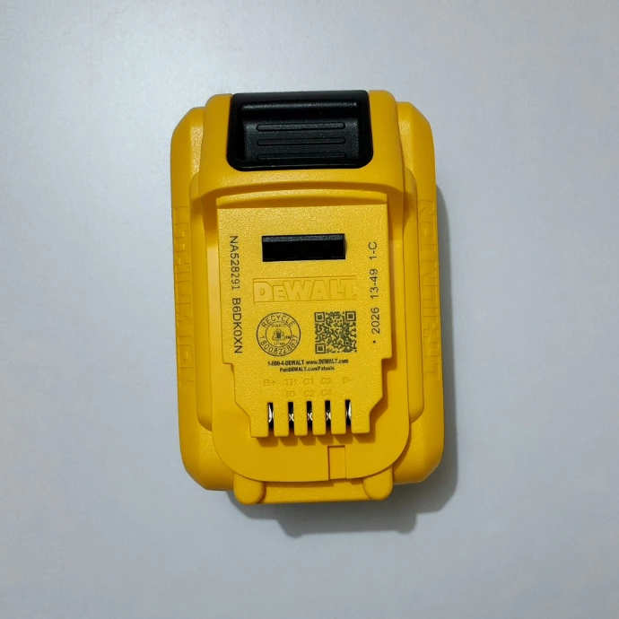Dewalt battery 8A